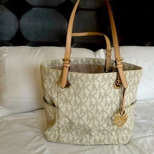 Michael Kors handbag